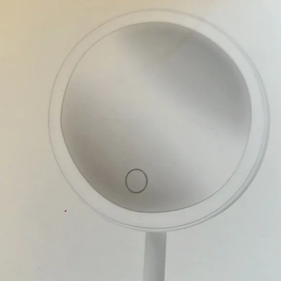 NIB Lighted Makeup Mirror - Picture 6 of 8